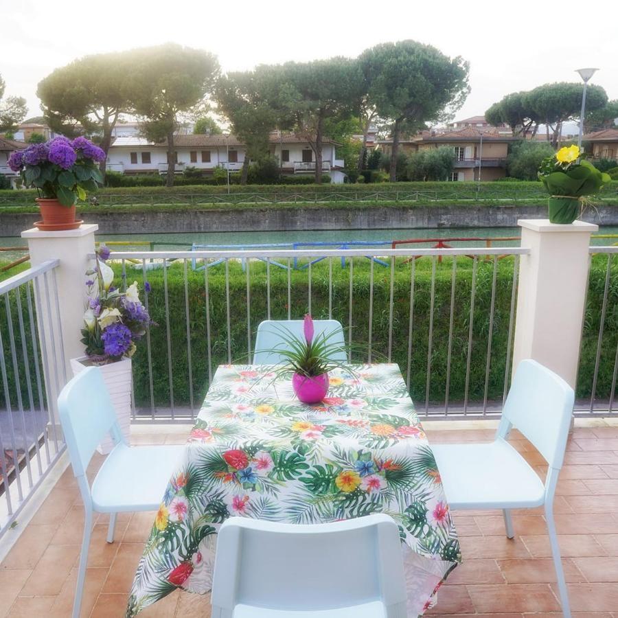 Residence Deamarina Марина-ди-Масса Экстерьер фото